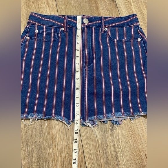 AMERICAN Eagle Outfitters Super Stretch Stripe Skirt Women’s 8 - Picture 2 of 8